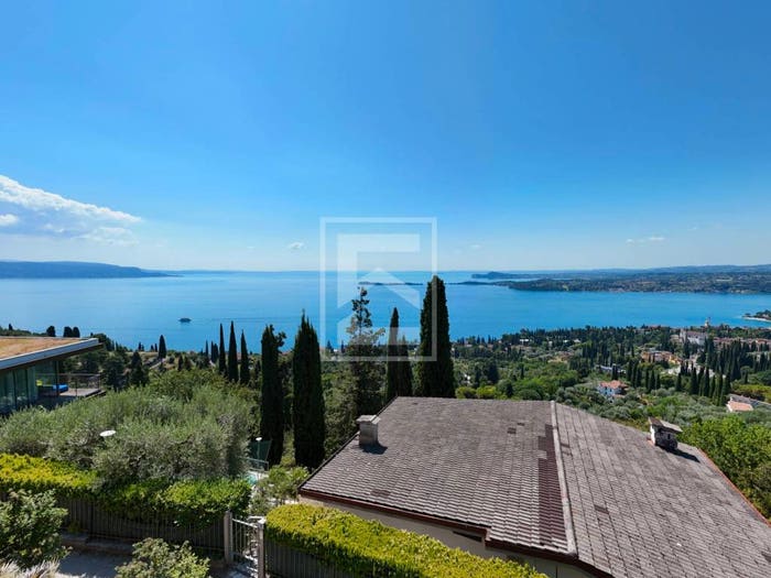 Casa con 6 locali in vendita in Via Panoramica, Centro, Gardone Riviera