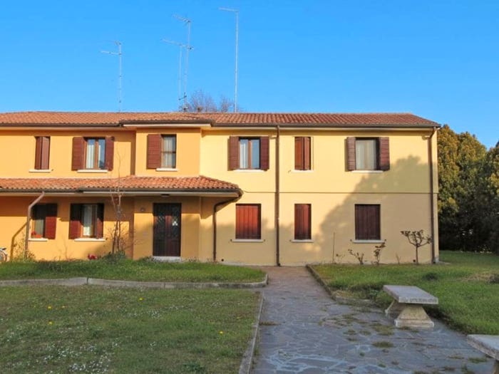 Appartamento quadrilocale in vendita in Via Chieppara, Centro, Adria