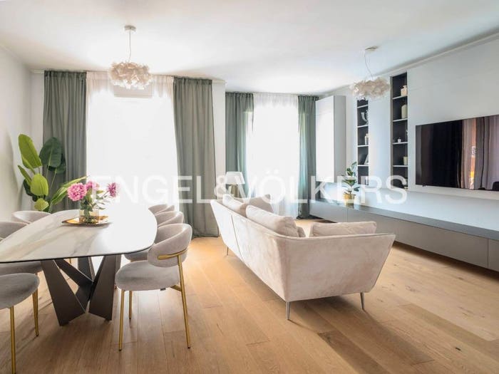 Appartamento trilocale in vendita in Via Savona, Giambellino, Milano