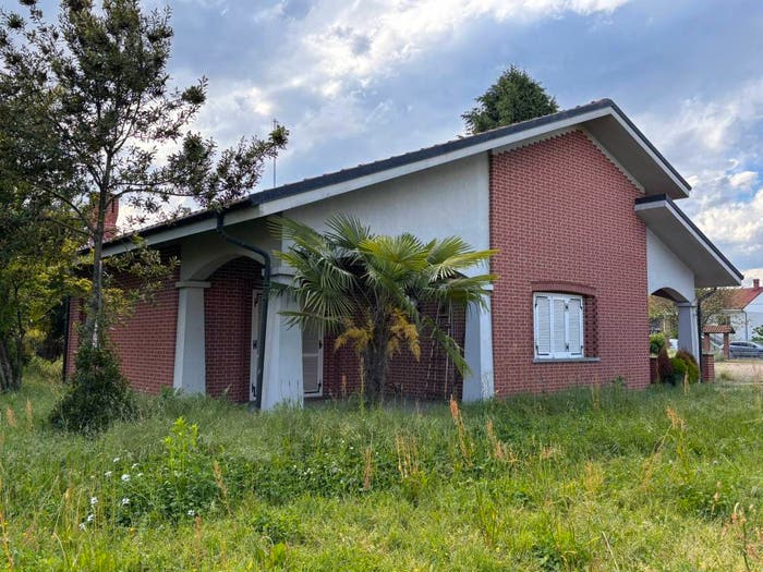 Casa con 5 locali in vendita in Scalenghe