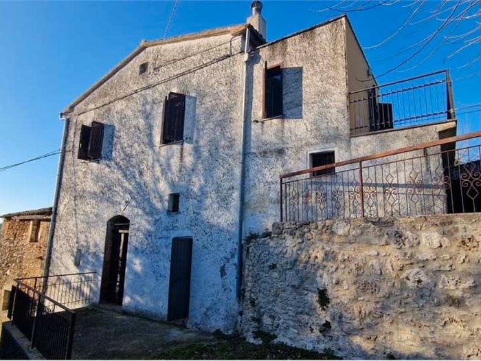 Appartamento con 6 locali in vendita in voc belvedere, Belvedere, Massa Martana