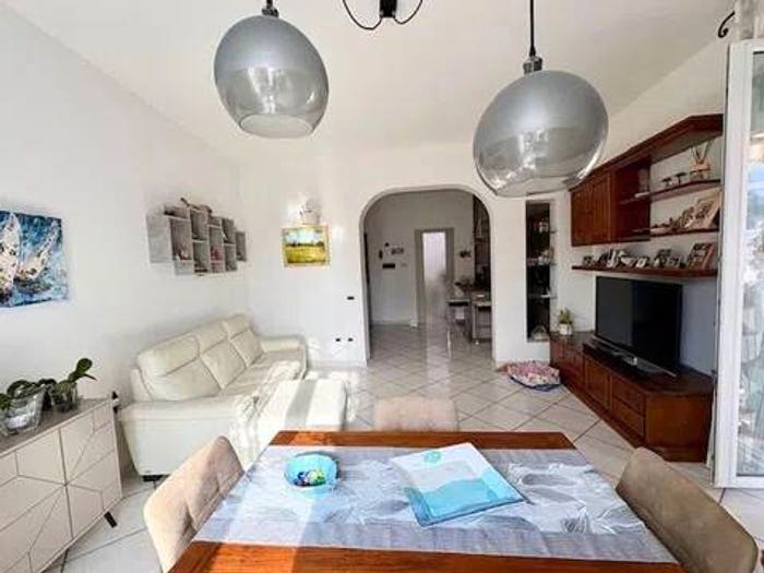 Appartamento con 5 locali in vendita in Centro, Piombino