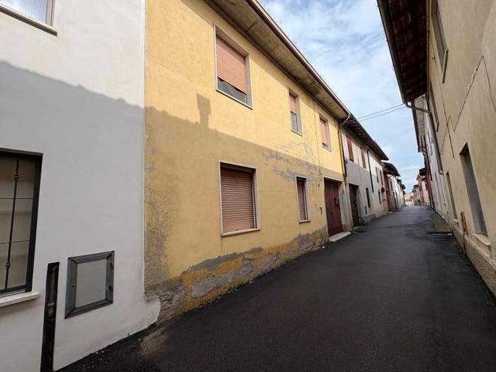 Casa con 5 locali in vendita in Via Marsala, Ostiano