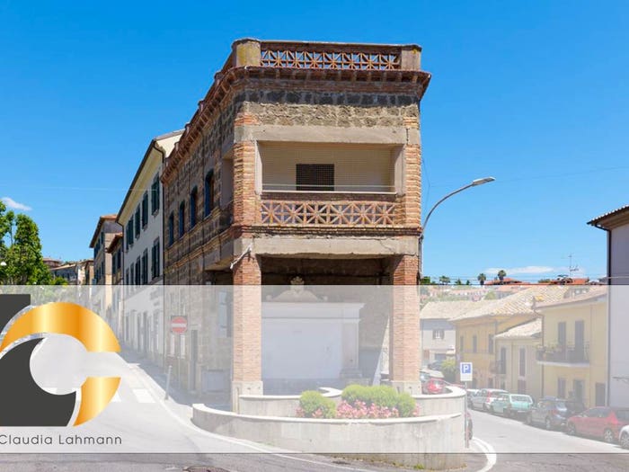 Casa quadrilocale in vendita in Via Roma, Centro, Castelnuovo di Porto