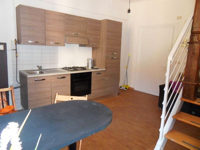 Appartamento trilocale in vendita in VIA MERAVIGLI, Corso San Gottardo, Milano