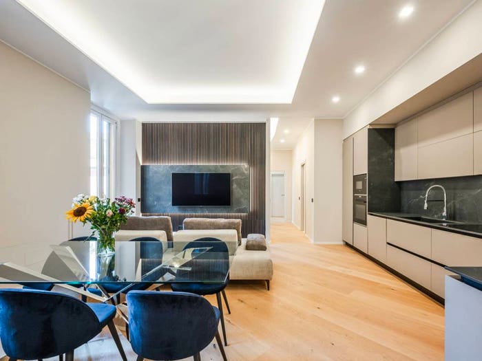 Appartamento trilocale in vendita in Via Giuseppe Compagnoni, Plebisciti Susa, Milano