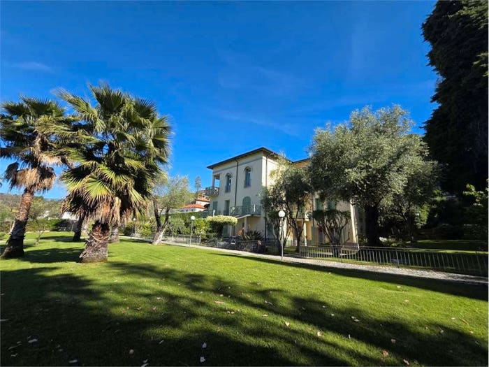 Appartamento con 5 locali in vendita in via cesare augusto, Piani di Borghetto Ospedale, Bordighera