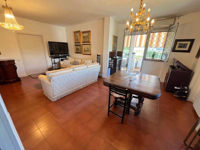 Appartamento quadrilocale in vendita in Via Valbondione, Labaro, Roma