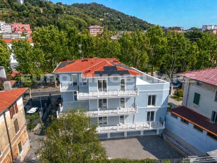 Appartamento trilocale in vendita in Via Guglielmo Marconi, Via Veneto Borgo Trento, Brescia