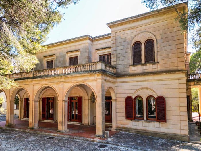Casa con 6 locali in vendita in Via Vecchia Carmiano, Rudiae Casermette, Lecce