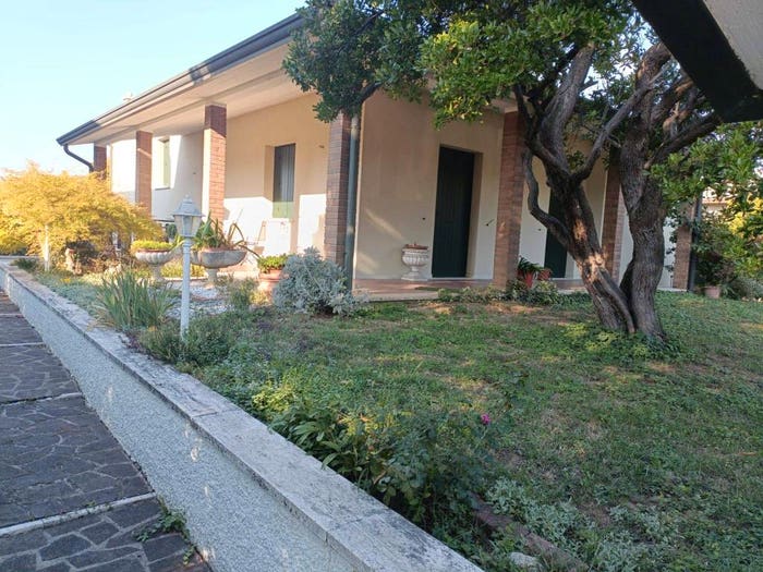 Casa con 5 locali in vendita in Via Pietro Mascagni, Centro, Brendola