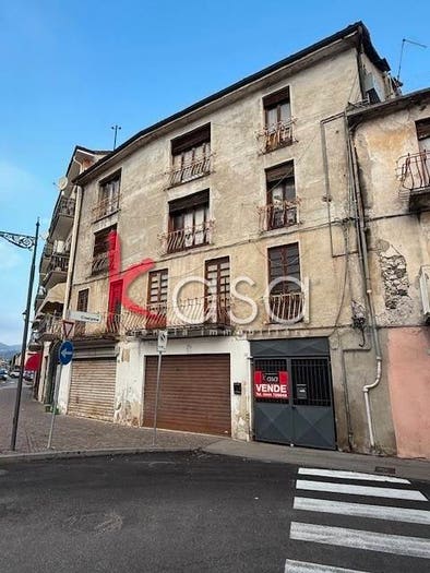 Casa con 6 locali in vendita in Via Cisalpina, Centro, Arzignano