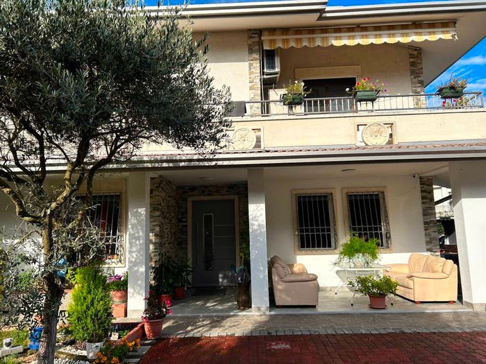 Casa quadrilocale in vendita in Via Divisione Julia, Centro, Quinto Vicentino
