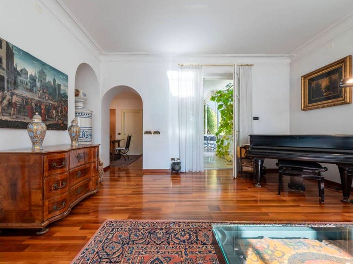Appartamento con 6 locali in vendita in Via Albin Egger Lienz, Gries San Quirino, Bolzano