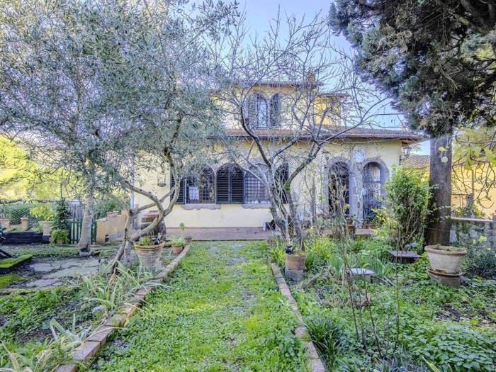 Casa con 6 locali in vendita in Greve in Chianti
