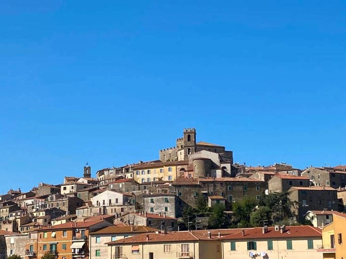 Appartamento con 5 locali in vendita in Via Gramsci No Number, Centro, Manciano