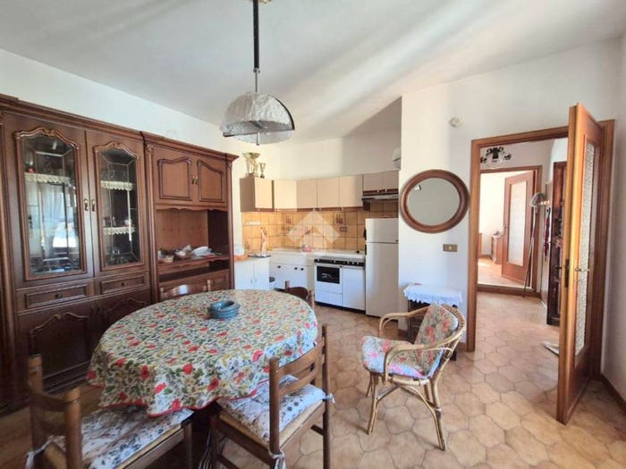 Appartamento quadrilocale in vendita in Via Mulino, Grognardo
