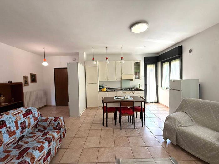 Appartamento trilocale in vendita in Via Risorgimento, Centro, Alba Adriatica