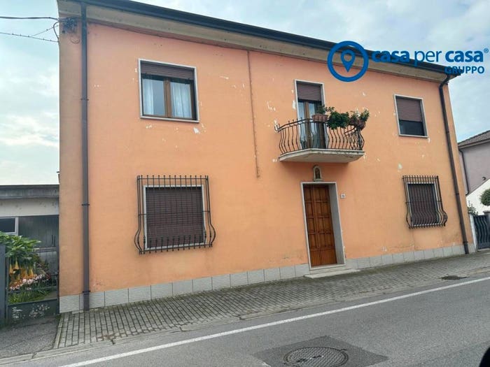 Casa quadrilocale in vendita in Via Ronchiel, Asparetto, Cerea