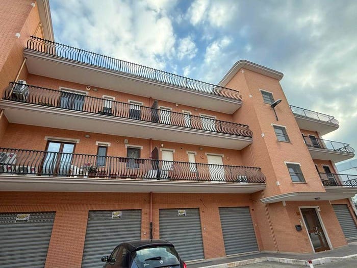 Appartamento trilocale in vendita in Viale degli Aviatori, Tribunale Carmine Nuovo, Foggia