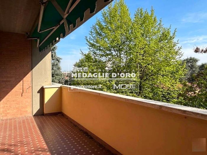Appartamento con 6 locali in vendita in adze viale Verdi, Musicisti, Modena