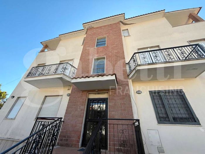 Casa con 5 locali in vendita in VIA CELLERE, Loricina Seccia Tre Cancelli, Nettuno