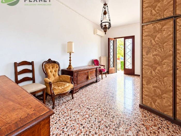Casa con 5 locali in vendita in via piranesi, Centro, Mogliano Veneto