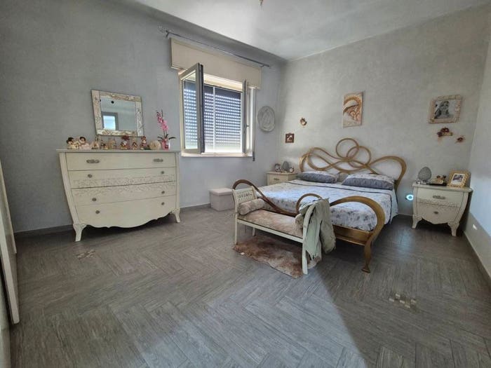 Appartamento trilocale in vendita in Via Maria Santissima Ausiliatrice, Commenda, Brindisi