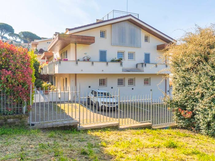 Appartamento trilocale in vendita in via del Fico, Centro, Grottaferrata