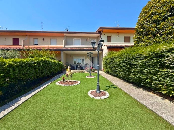 Casa con 5 locali in vendita in Via Magenta, Centro, Mogliano Veneto