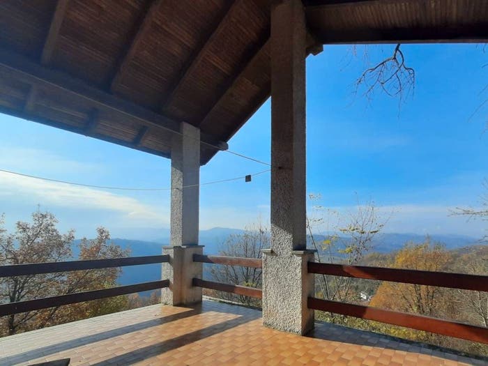 Casa con 5 locali in vendita in Via Rissa, Cremolino