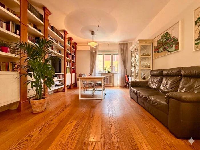 Appartamento con 5 locali in vendita in Via Irnerio, Irnerio, Bologna