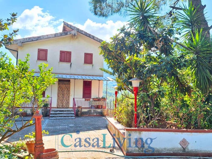 Casa con 5 locali in vendita in Via Esterna Strazzasite, Strazzasite, Monreale