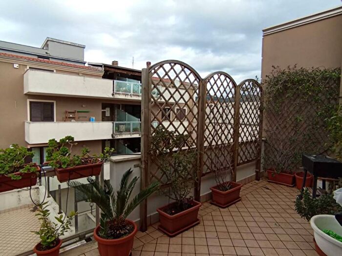 Appartamento trilocale in vendita in Via Salvatore Arena, Ferrarecce Università, Caserta