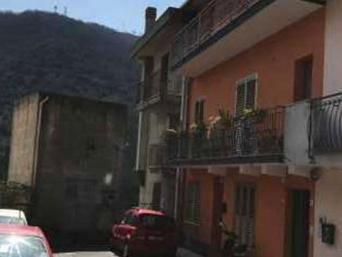 Casa con 5 locali in vendita in Via Roma Mandanici ME Italia, Centro, Mandanici