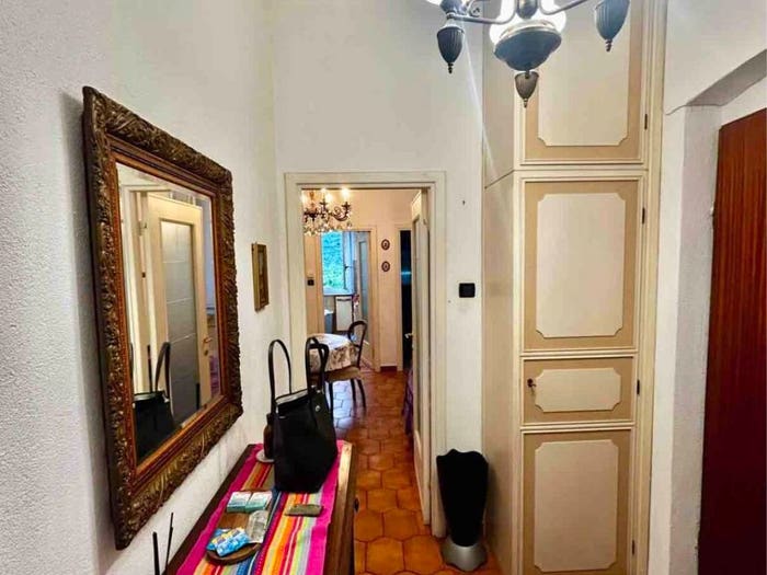 Appartamento con 5 locali in vendita in Via Leonardo Montaldo, Staglieno, Genova