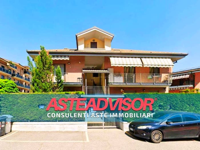 Appartamento trilocale in vendita in Via Cavour, Alpignano
