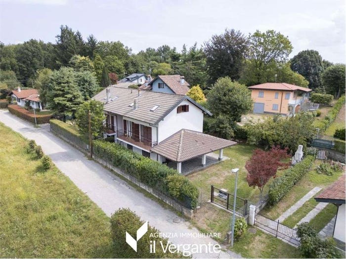 Casa con 5 locali in vendita in VIA SAN SALVATORE, Poggio Radioso, Nebbiuno