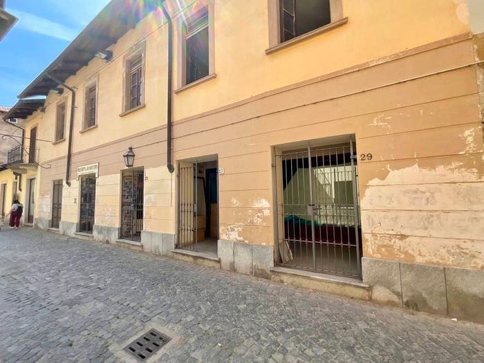 Casa quadrilocale in vendita in Via Don Lorenzo Giordano, Centro, Ciriè