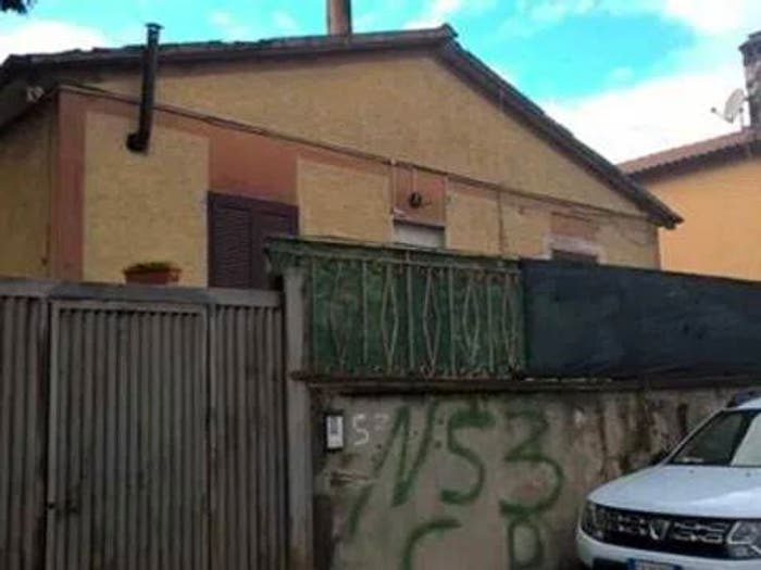 Casa trilocale in vendita in Via Dei Castagni, Centro, Lariano