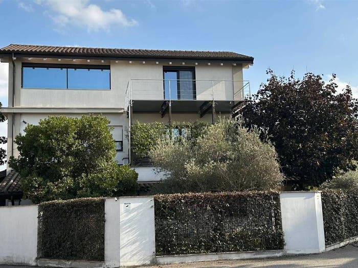 Appartamento con 6 locali in vendita in Via Sant'Angelo, Centro, Graffignana