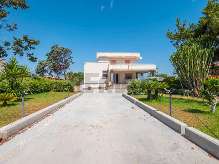 Casa con 6 locali in vendita in CONTRADA SAN LORENZO STRADA IV, San Lorenzo, Noto