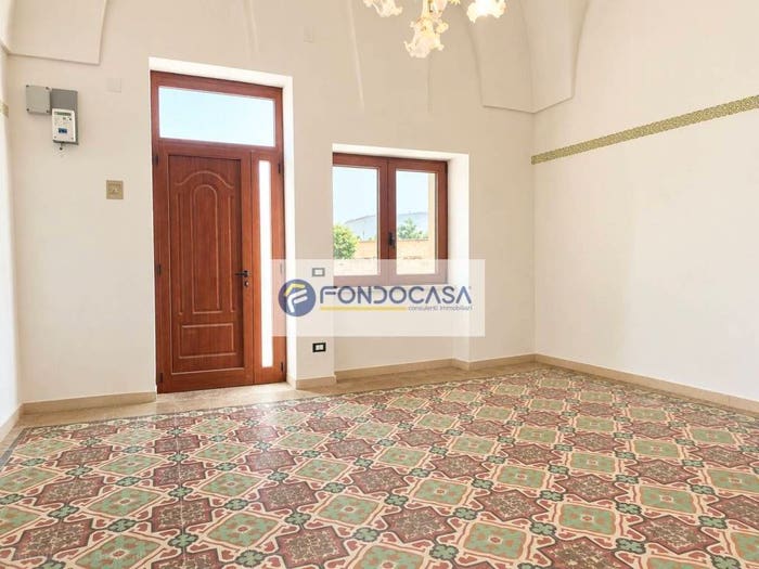Casa con 6 locali in vendita in Via Bainsizza, Cerfignano, Santa Cesarea Terme