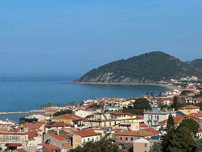 Casa quadrilocale in vendita in Via Costelle, Santa Maria, Castellabate