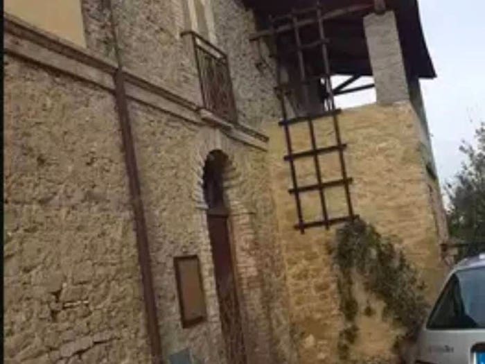 Casa quadrilocale in vendita in Contrada Villa Baccile, Crecchio
