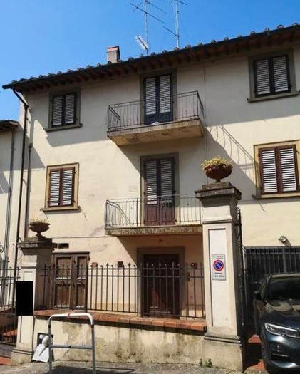 Appartamento con 6 locali in vendita in Via Leopoldo Vanni, Centro, Impruneta