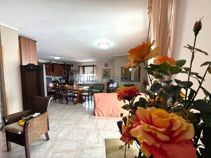 Appartamento con 5 locali in vendita in Centro, Carovigno