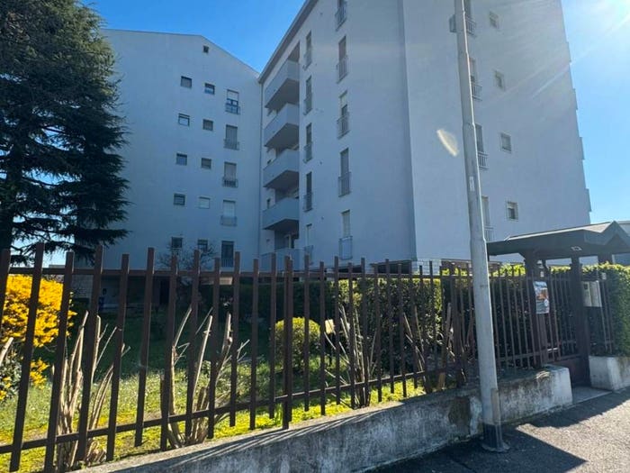 Appartamento trilocale in vendita in Via Ciro Menotti, Fizzonasco, Pieve Emanuele