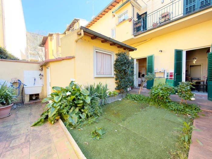 Appartamento quadrilocale in vendita in Viale Manfredo Fanti, Campo di Marte, Firenze