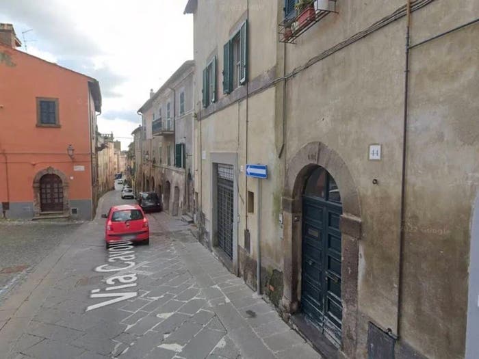 Appartamento trilocale in vendita in Via Camillo, Centro, Gallese